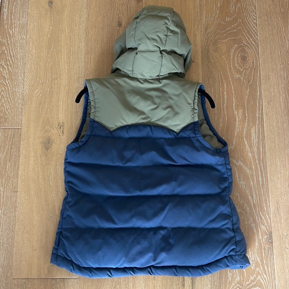 Patagonia - Women's Bivy Hooded Vest - Size Small - Picture 4 of 4